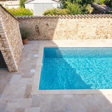 Charmante Batisse Provencale Avec Piscine A 30 Min D'uzes